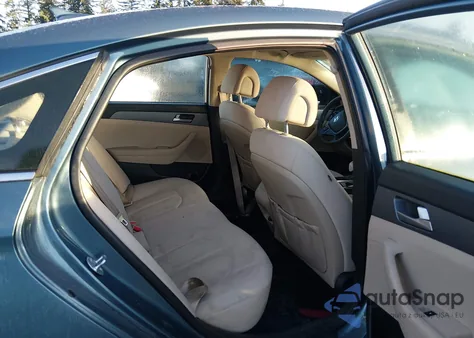 2017 Hyundai Sonata z USA, uszkodzony, nr VIN 5NPE24AF6HH573266